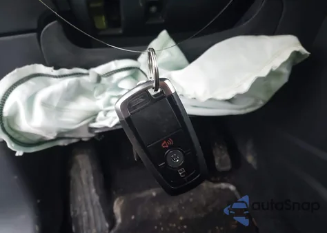 2020 Ford Ecosport Se z USA, uszkodzony, nr VIN MAJ6S3GLXLC315306